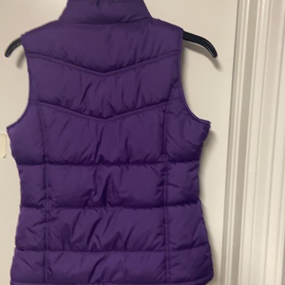 Old Navy Purple Down Vest Girls sz XL 16 nwot - Picture 3 of 3